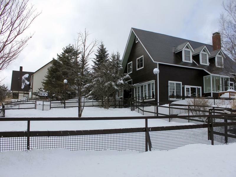 Guest House Bern Тіно Екстер'єр фото